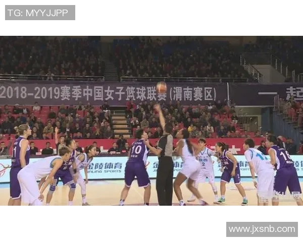 上海篮球队快攻战术解析与实战应用探讨