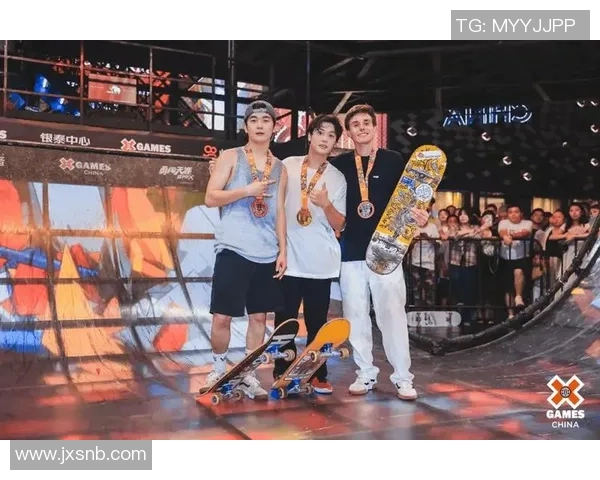 上海滑板队逆袭之旅:攀岩联赛中的奋斗与荣耀 上海滑板队逆袭之旅:攀岩联赛中的奋斗与荣耀